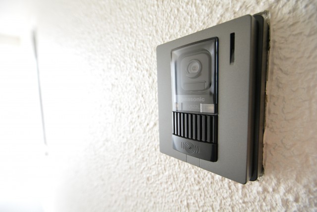 ファミール浜園 玄関