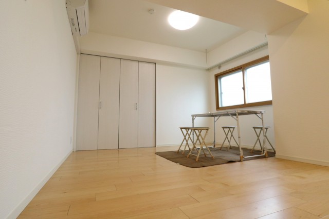 幡ヶ谷コーエイマンション リビングダイニング