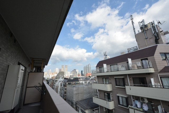 ライオンズシティ渋谷本町 バルコニー