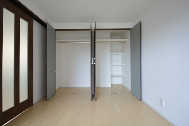 シャトレ市ヶ谷 洋室