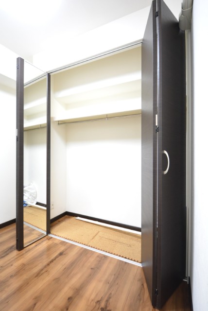 クレール島津山 洋室1