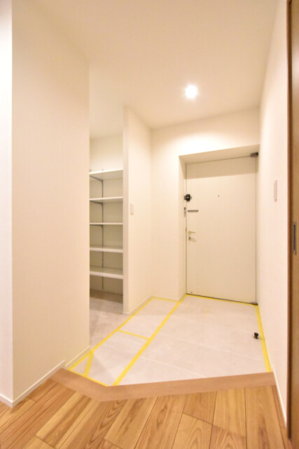 音羽ハウス 玄関・廊下