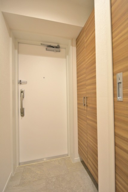 ライオンズシティ渋谷本町 玄関