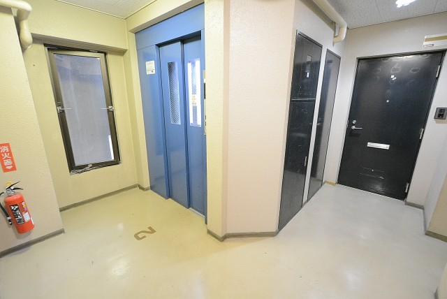 ディアライフ大塚 内廊下