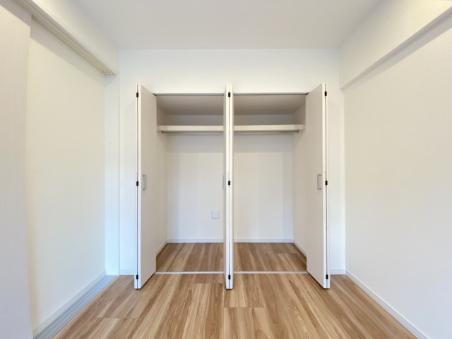 ファミール太子堂 洋室2