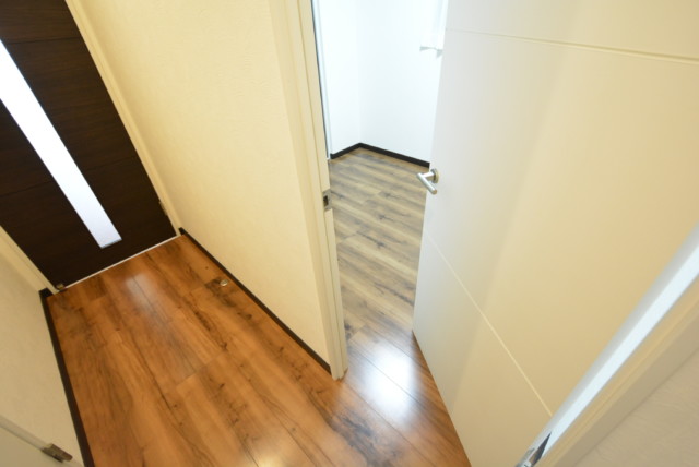 クレール島津山 洋室2