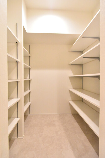 音羽ハウス 玄関・廊下