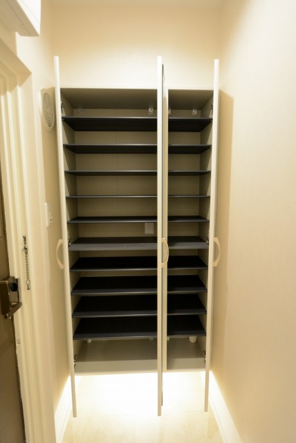 ハイネス大久保 玄関