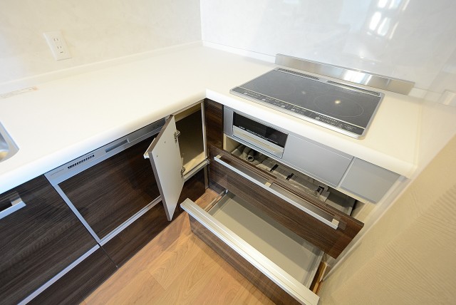 青山ザ・タワー キッチン