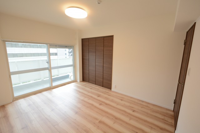 三田ナショナルコート 洋室7