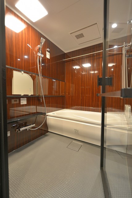 青山ザ・タワー バス