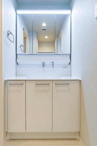 中銀小石川マンシオン 洗面室