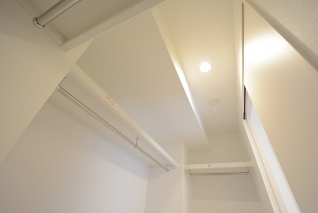 三田ナショナルコート 洋室4