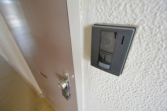 東山コーポラス 玄関