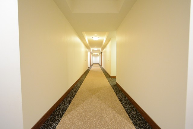 青山ザ・タワー 内廊下