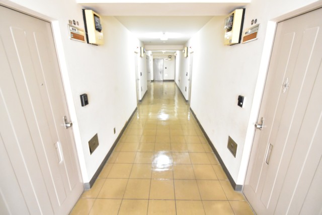 メゾンドール高田馬場 玄関