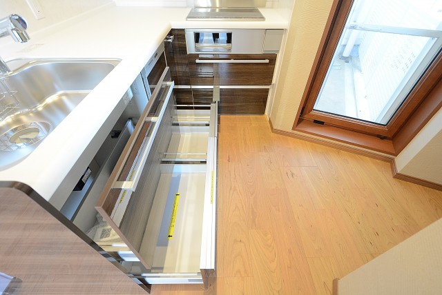 青山ザ・タワー キッチン