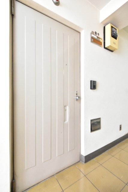 メゾンドール高田馬場 玄関