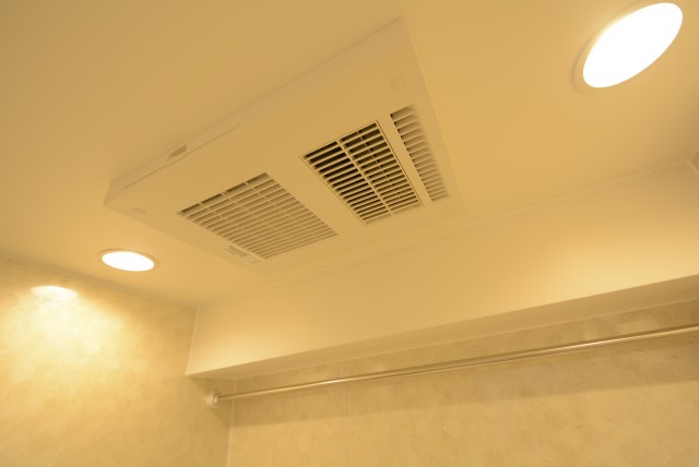 三田ナショナルコート 浴室