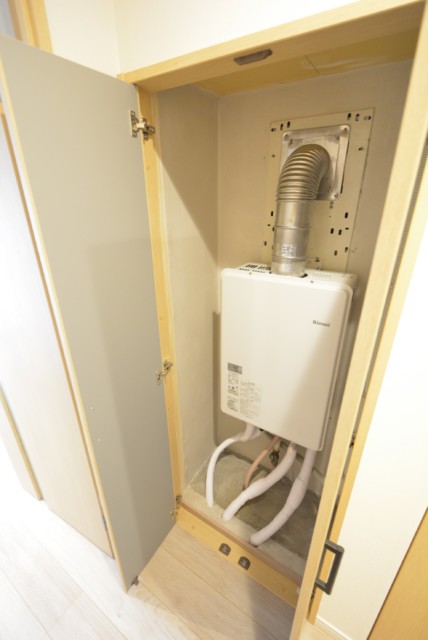 ソフトタウン池袋 給湯器