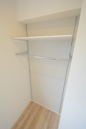 ハイネス大久保 洋室1