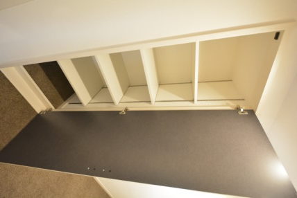 上野毛ハイム 廊下収納