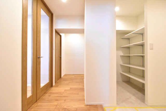 音羽ハウス 玄関・廊下