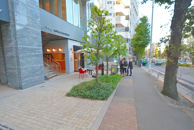 青山ザ・タワー