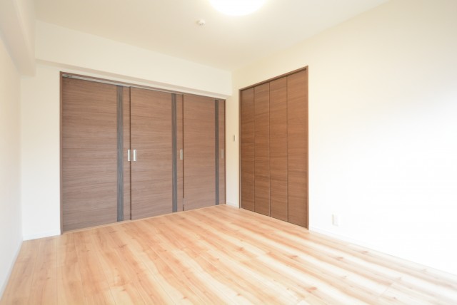 三田ナショナルコート 洋室6