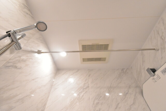 音羽ハウス 浴室