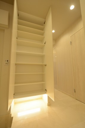 経堂スカイマンション 玄関