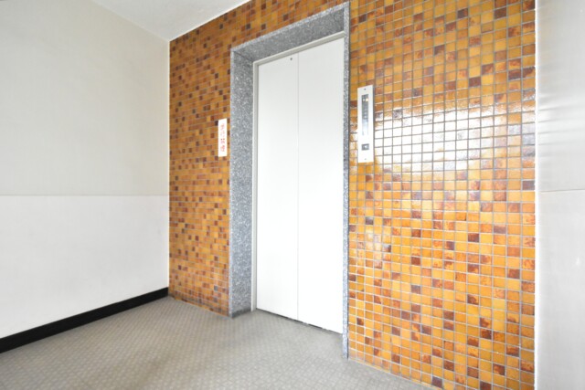 目白台コーポ 玄関