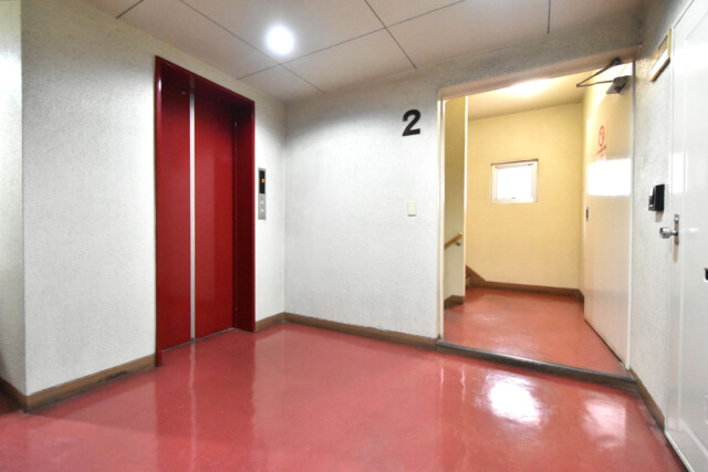 五反田コーポビアネーズ 玄関廊下