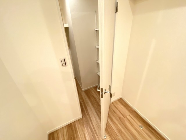 ファミール太子堂 洋室1