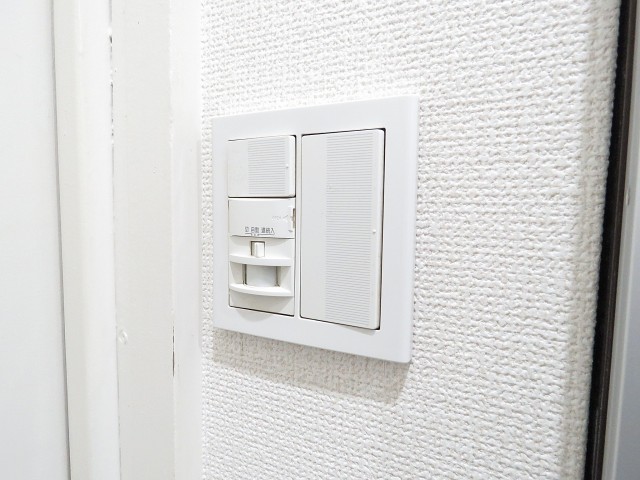 松栄戸越マンション　人感センサー