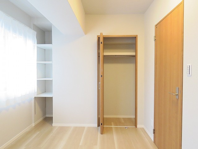 入谷アムフラット　洋室約6.4帖