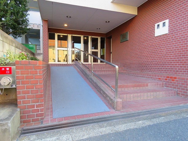 ライオンズマンション上野毛　エントランス