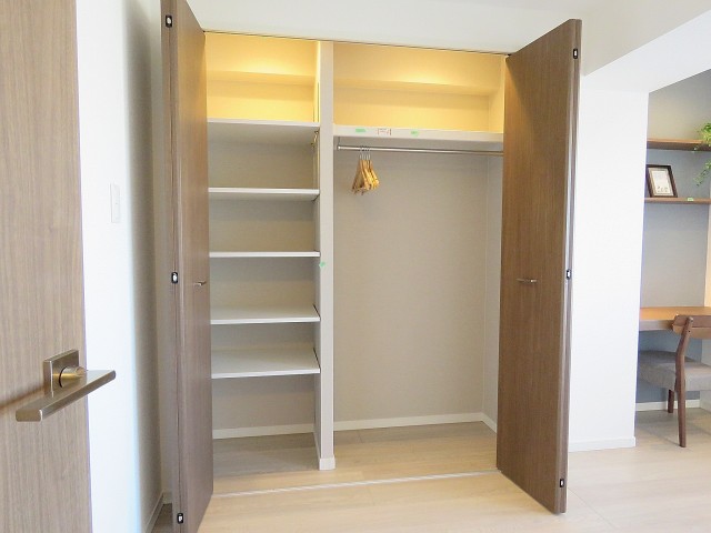 ライオンズマンション上野毛　クローゼット