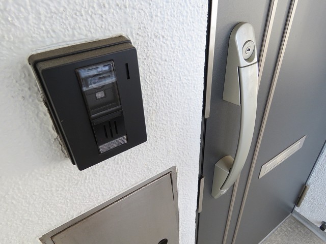 マンション雅叙苑　TVモニター付きインターホン