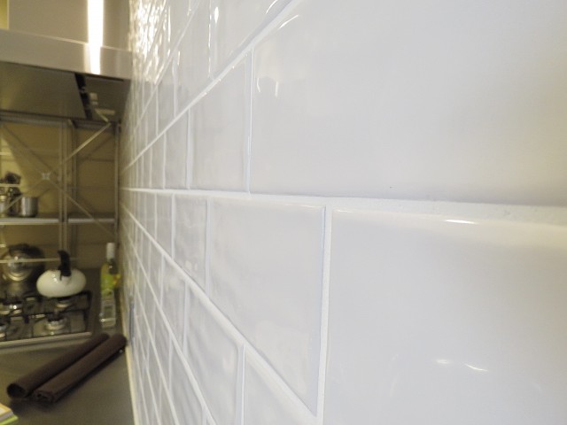 マンション雅叙苑　壁面