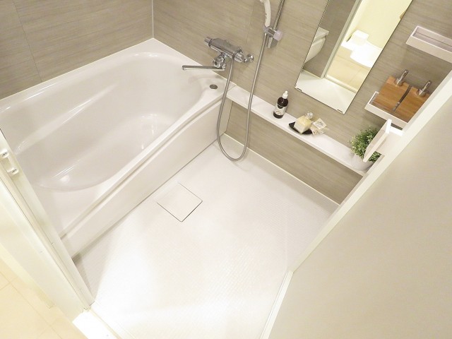 マンション雅叙苑　バスルーム