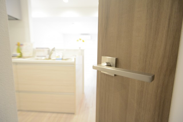 三田ナショナルコート リビング・ダイニング