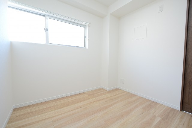 オリエンタル新大塚コーポラス 洋室２