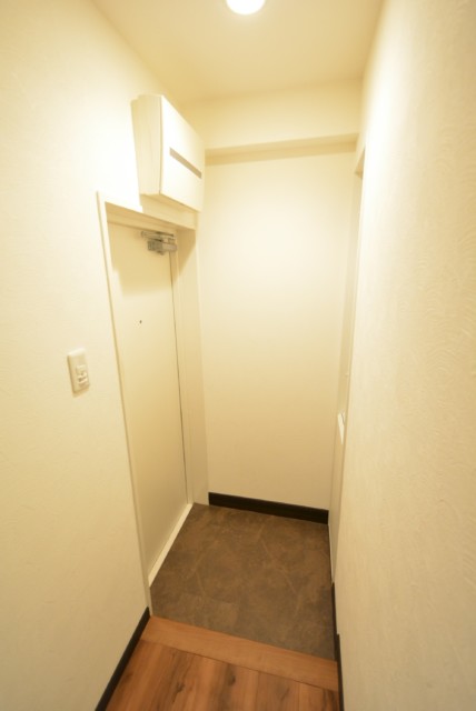 クレール島津山 玄関