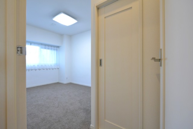 上野毛ハイム 洋室2