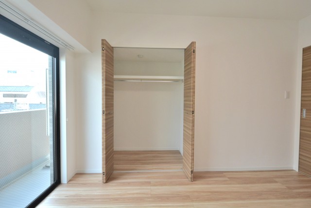 ライオンズシティ渋谷本町 洋室