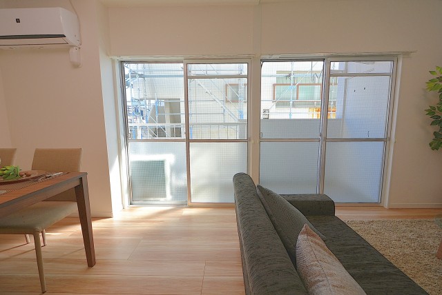 オリエンタル新大塚コーポラス バルコニー