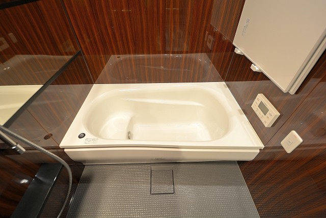 青山ザ・タワー バス