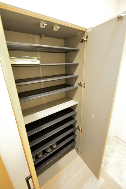 ソフトタウン池袋 玄関