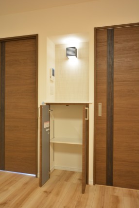 三田ナショナルコート リビング・ダイニング